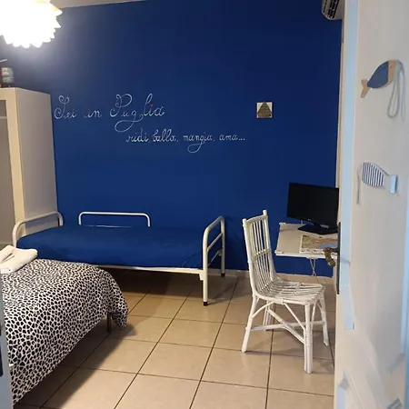 Guest house Travel And Living Trani