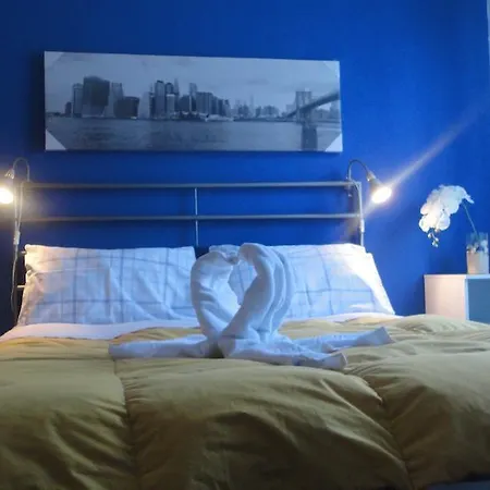 Guest house Travel And Living 3*