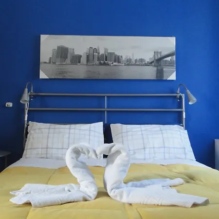 Travel And Living Guest house